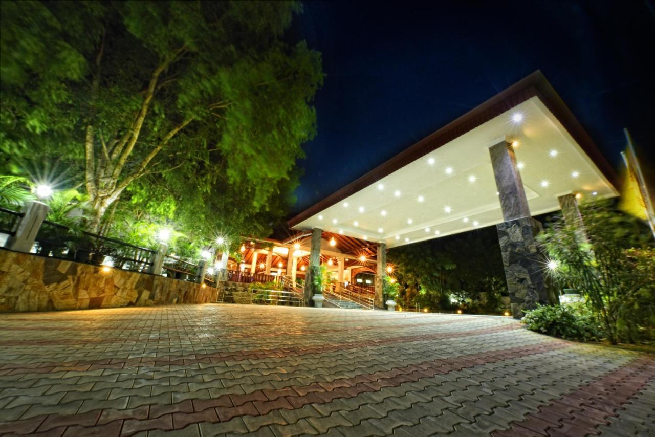 Centauria Wild Hotel อุดาวาลาเว ภายนอก รูปภาพ