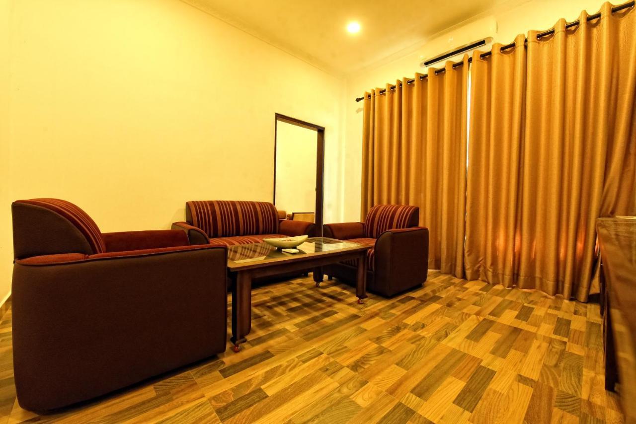 Centauria Wild Hotel อุดาวาลาเว ภายนอก รูปภาพ