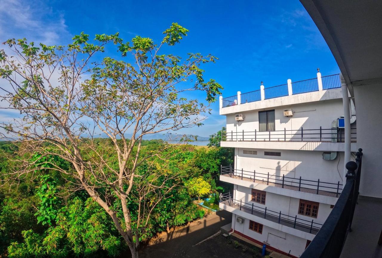 Centauria Wild Hotel อุดาวาลาเว ภายนอก รูปภาพ